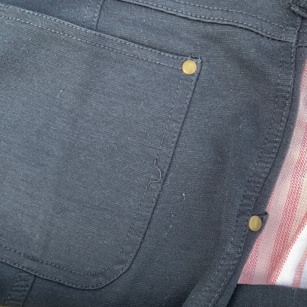 Eh 🎁 Free people skinny pants sz 29 inseam 30 black front and back pockets - Picture 13 of 13